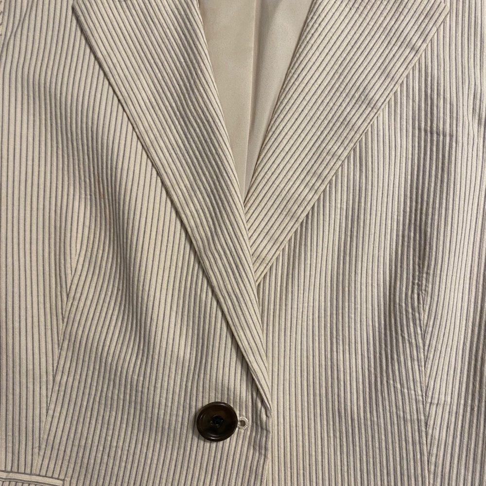 short Blazer